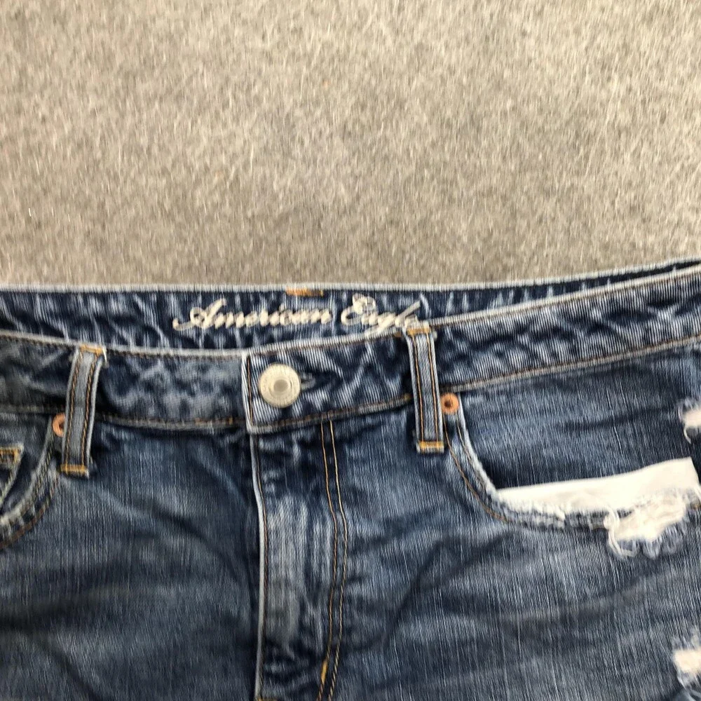 American Eagle Shorts Womens 10 Blue Distressed Denim Cutoff Raw Hem 2.5 Inseam